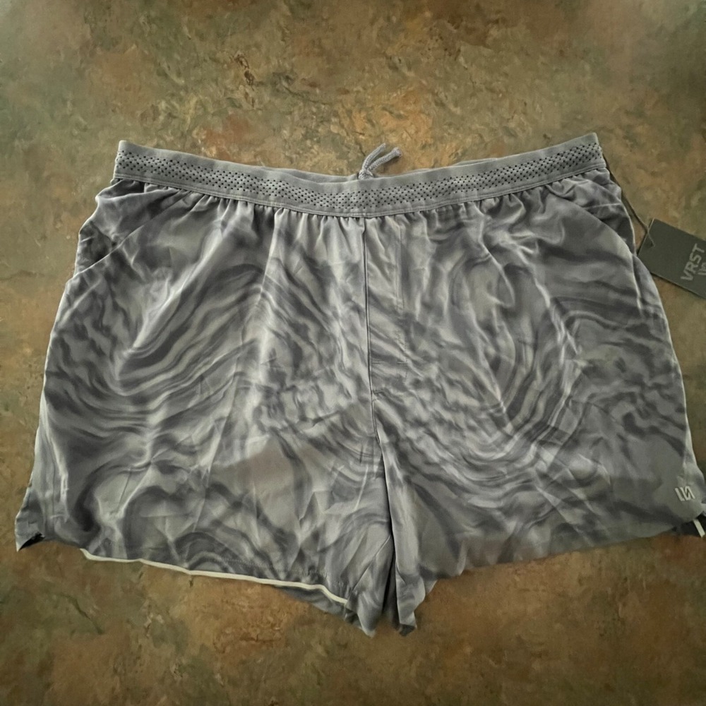 VRST Mens‎ Relaxed Fit Running Training Gray Shorts XL NWT 20016